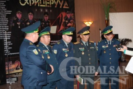  Насанд хүрсэн таван жаалын тухай бяцхан хөрөг