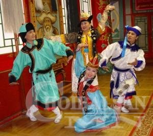 Монгол туургатан бүжгийн наадам болно