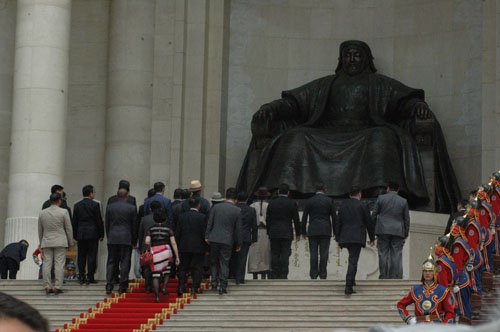 Click to close image, click and drag to move. Use arrow keys for next and previous.