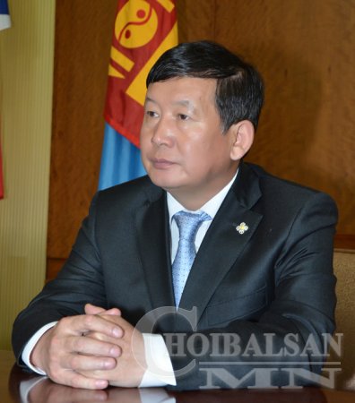 Д.Лүндээжанцан: Монгол Улсын хувьд хоёр хөрштэйгөө тэнцвэртэй харилцах хэрэгтэй