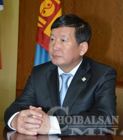 Д.Лүндээжанцан: Монгол Улсын хувьд хоёр хөрштэйгөө тэнцвэртэй харилцах хэрэ ...