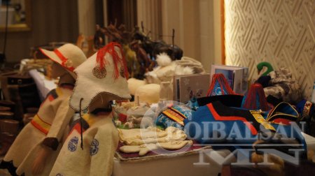 Улаанбаатар хотноо 2014-12-11 нд Баянгол зочид буудалд БУРИАДЫН ШИНЭ ЖИЛ болж өнгөрлөө