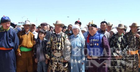 Дорнодын нэрт гэрэл зурагчин Б.Батцэрэнгийн авсан фото зургууд 