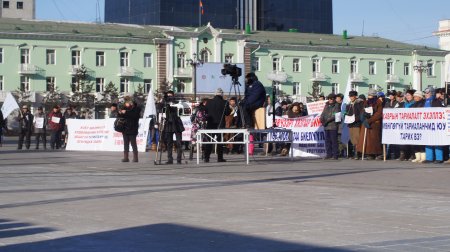 "МОНГОЛЫН ҮР ТАРИА ЭРХЛЭГЧДИД ТӨВ ТАЛБАЙД ЖАГСАЖ ЗАСГИЙН ГАЗАРТ ШААРДЛАГА ХҮРГҮҮЛЛЭЭ"
