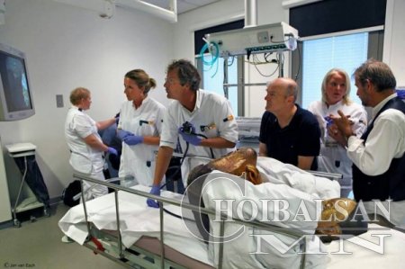 Бурхны баримал дотор итгэмээргүй зүйл байлаа