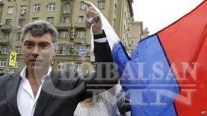 Борис Немцовын хэргийн сэжигтнүүдийг баривчилсан гэлээ