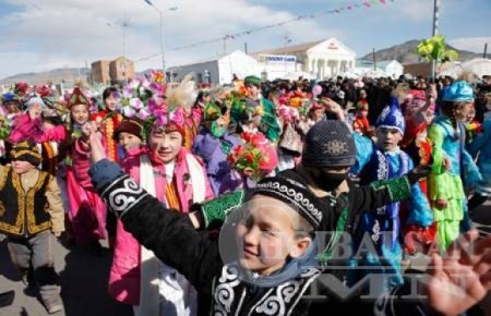 Залуус “Наурыз баяр”-аар байгаль дэлхийгээ баярлуулна