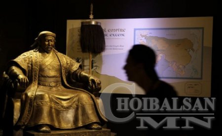 АНУ-д “Чингис хаан: Үлгэр домгийг үнэн бодит болгосон нь” үзэсгэлэн нээгджээ