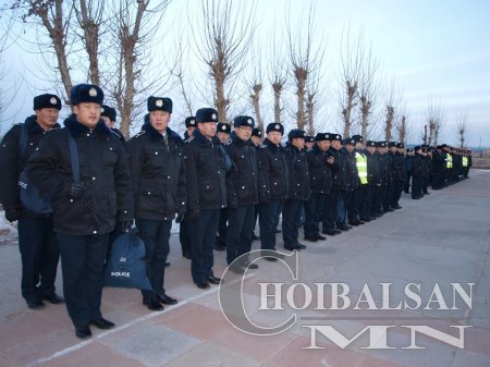 Дорнод аймгийн удирдлагууд цагдаагийн үүрэг гүйцэтгэнэ