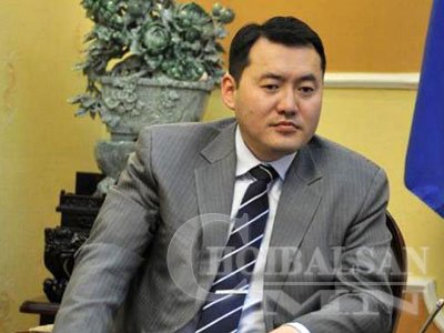 БЗД-ИЙН ЗАСАГ ДАРГА Д.ПҮРЭВДАВАА ТӨРИЙН МӨНГӨӨР ХАЛААСАА ТҮНТИЙЛГЭХ НЬ ШУДАРГА ЯВДАЛ УУ?