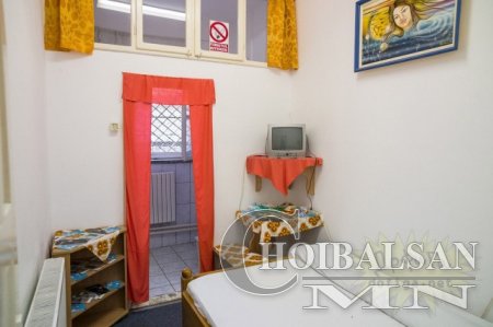 Румыний шоронгийн хосуудын уулзах өрөө