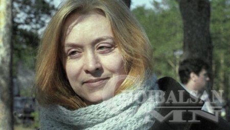 Дүр төрхөндөө боогдсон алдартай жүжигчид Дүр төрхөндөө боогдсон алдартай жүжигчид
