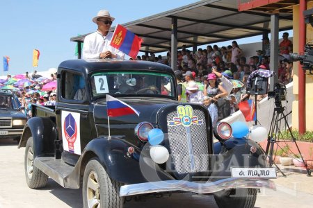 Дорнодын наадмын авто парад фото