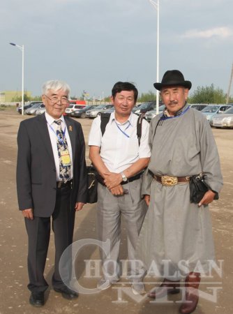 Дашбалбар сумын 90 жилийн ой фото Зурагчин Б.Батцэрэн