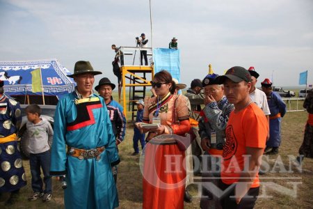 Дашбалбар сумын 90 жилийн ой фото Зурагчин Б.Батцэрэн
