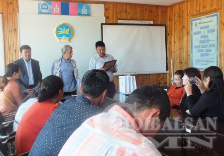 Сумын дээд шагнал ХҮНДЭТ ИРГЭН цол тэмдэгээр өргөмжлөв