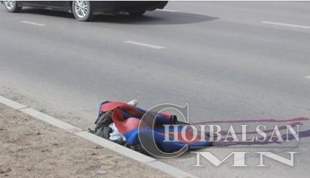 Ногоон гэрлээр гарч байсан хүүхэд машинд мөргүүлж амь үрэгдлээ