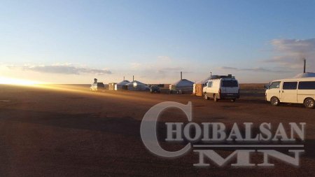 Хавиргын боомтоос нааш 10 гаруй км-т байх vйлчилгээний газруудыг боомтод ойртуулж цахилгаан эрчим хvчинд холбоно