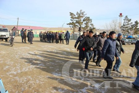 Баяндун суманд "Гамшгаас хамгаалах анхан шатны мэдлэг олгох" сургалт болов