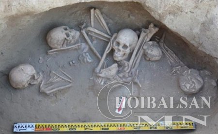 УМАРД МОНГОЛООС НЕОЛИТЫН ҮЕИЙН БУЛШНУУД  АНХ УДАА ИЛЭРЛЭЭ