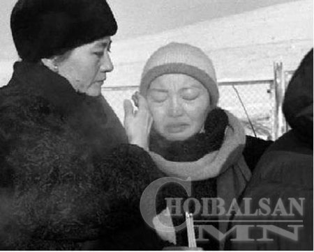 УИХ-ын Өргөдлийн байнгын хороонд Д.Булганы ээж өргөдөл ирүүлжээ