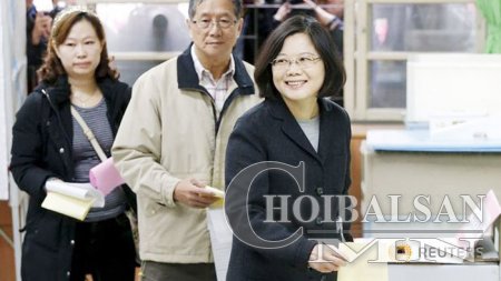 Тайвань анхны эмэгтэй Ерөнхийлөгчөө сонголоо