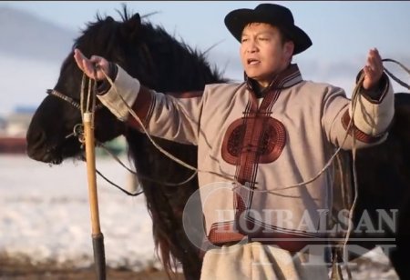 Л.Гүндалай “Монголоороо байгаасай” уралдаан зарлажээ
