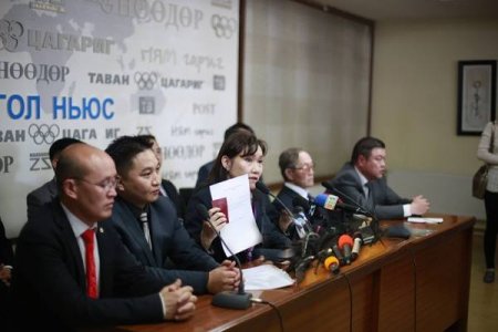 МАХН-аас татгалзсан гишүүд рүү хүүхдийн живх шидэв