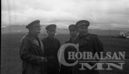 Маршал Х.Чойбалсан, Ю.Цэдэнбал нарын ховор гэрэл зургууд