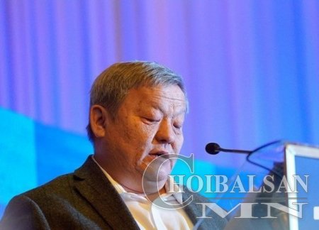 Баабар түтгэлзүүлсэн дөрвөн сайдыг өмөөрөв