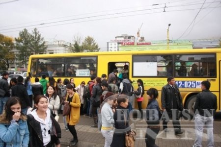 Оюутнууд хөнгөлөлтийн картаар ирэх сараас зорчино