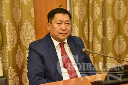 Валютын ханшийн өөрчлөлтийн талаар Монголбанкны Ерөнхийлөгч байр сууриа илэ ...