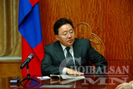 ЕРӨНХИЙЛӨГЧ ШҮҮХИЙН ҮЙЛ АЖИЛЛАГААТАЙ ТАНИЛЦАНА