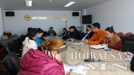 Баян-Уул сумын ИТХ-ын тэргүүлэгчдын анхдугаар хуралдаан боллоо