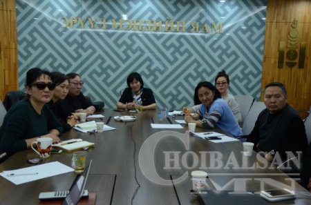 Дорнодод дөрвөн хүн үл мэдэгдэх шингэн зүйлд хордож нас баржээ