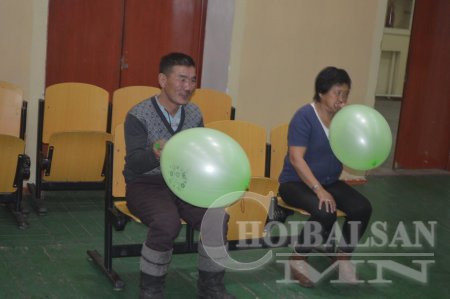 "Олон улсын хөгжлийн бэрхшээлтэй иргэдийн эрхийг хамгаалах өдөр"-ийг зохион байгууллаа 