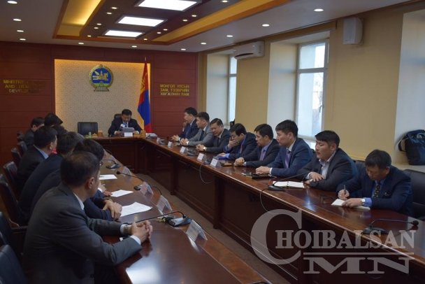 Зам, тээврийн хөгжлийн яам 2017 оныхоо ажилдаа орлоо
