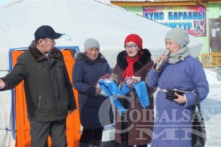 "Зориг сан"-аас Дашбалбар сумын иргэдэд гэр олголоо