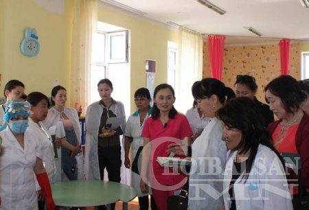 Цэцэрлэгийн эмч нар халдварт өвчний үед хэрхэн ажиллах сургуулилт хийлээ