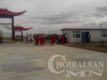 Ажлын байраа булаалгасан иргэд тэмцсэний эцэст зөвшилцөлд хүрэхээр болов