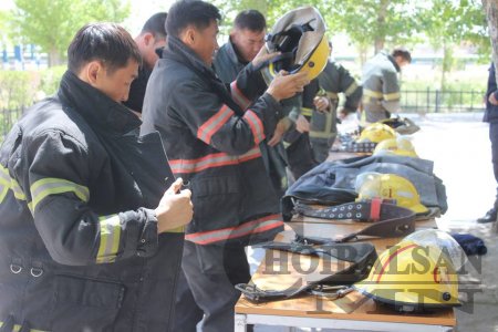 Аймгийн Онцгой байдлын 4-р салааны хамт олон тэргүүн байр эзэллээ