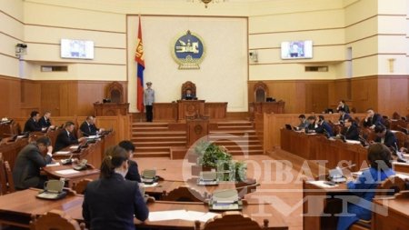 Намрын чуулган өндөрлөж, Хаврын улс төр эхэллээ Намрын чуулган өндөрлөж, Хаврын улс төр эхэллээ