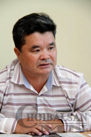 Э.Пүрэвжав: Дэлхий дээрх 10 сая Монгол туургатны 6 сая нь Монголоороо ярьж бичдэг