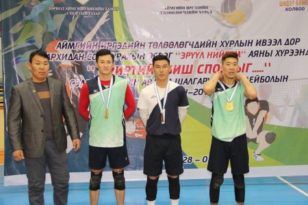 Аймгийн аварга шалгаруулах Гар бөмбөгийн тэмцээнд Чулуунхороот сум тэргүүлжээ