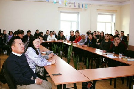 "НОМТОЙ ӨГЛӨӨ" ӨГЛӨӨНИЙ УУЛЗАЛТ АМЖИЛТТАЙ ЗОХИОН БАЙГУУЛАГДЛАА