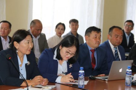 “Зүүн хойд Азийн эдийн засгийн интеграцад Монгол улс, Дорнод аймгийн хөгжлийн бодлого ба оролцоо, боломж” олон улсын хурал эхэллээ