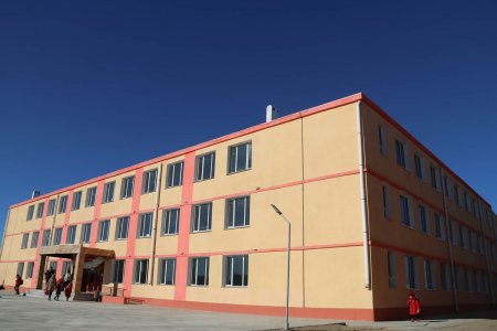 Баян-уул сумын Ерөнхий боловсролын сургуулийн хичээлийн шинэ байрны нээлт б ...