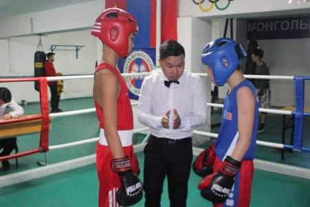 Дорнод аймгийн Хүүхдийн спортын 6 дугаар их наадмын боксын тэмцээн зохион байгуулагджээ
