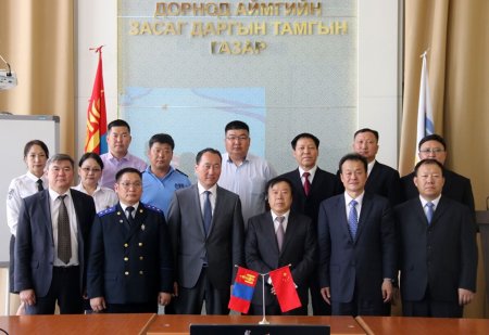 БНХАУ-ЫН ӨМӨЗО-НЫ ХӨЛӨНБУЙР АЙМГИЙН АРДЫН ПРОКУРОРЫН ГАЗРЫН ЗОЧИД ТӨЛӨӨЛӨГЧИДТЭЙ УУЛЗЛАА