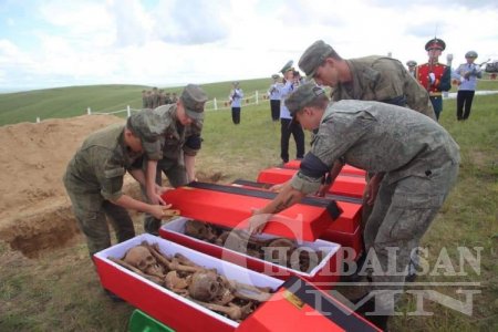Хэрхэн самруулж, хэрхэн сармагчин болж буйгаа зүгээр л хар!